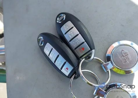 2010 Nissan Altima 2.5 S из США, поврежденный, VIN 1N4AL2AP5AN493106